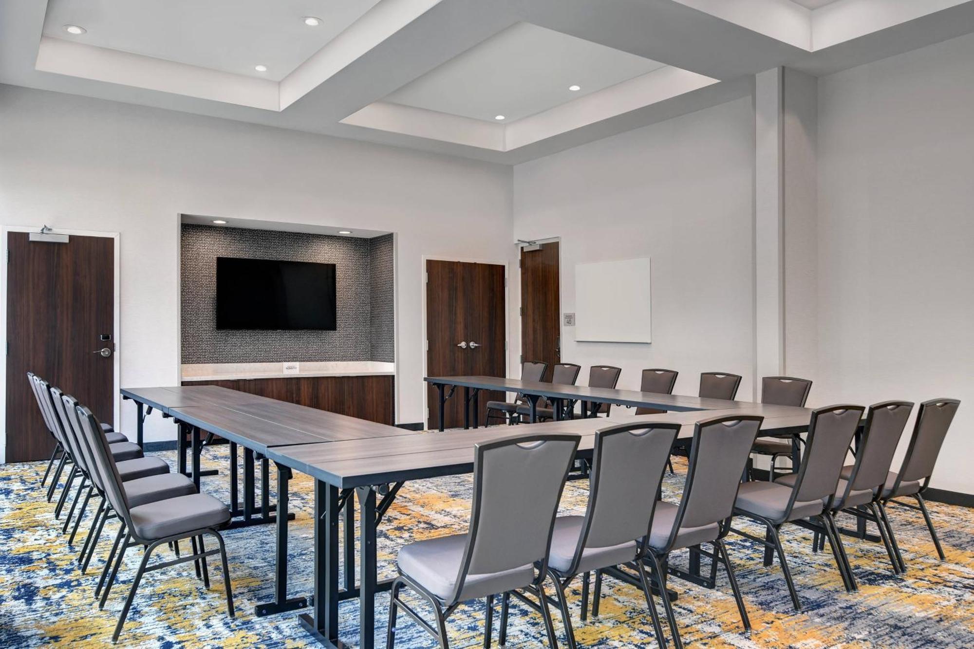 Towneplace By Marriott Columbus Hotel 2*